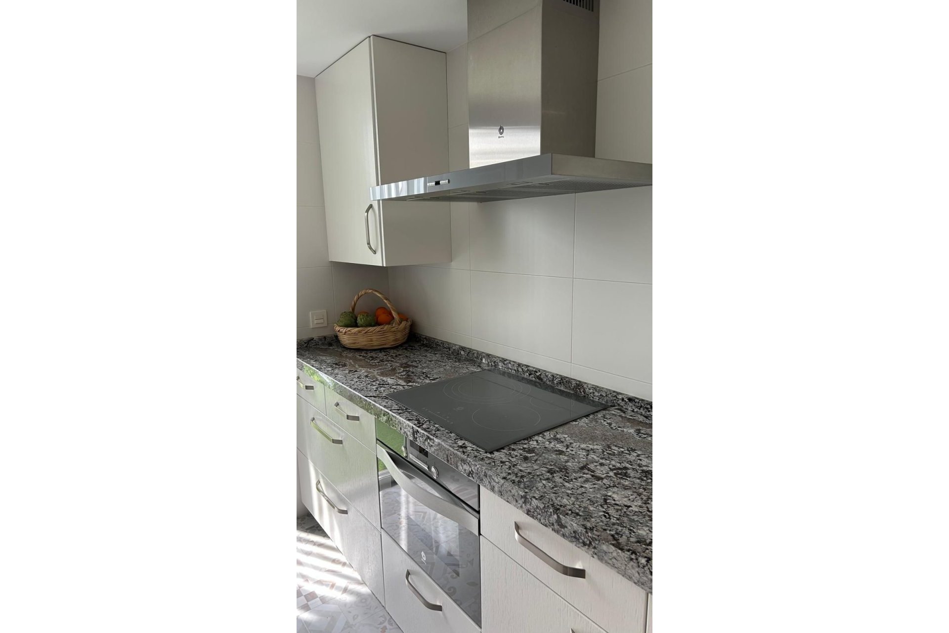 Resale - Apartment - Middle Floor Apartment - Fuengirola - Fuengirola Centro