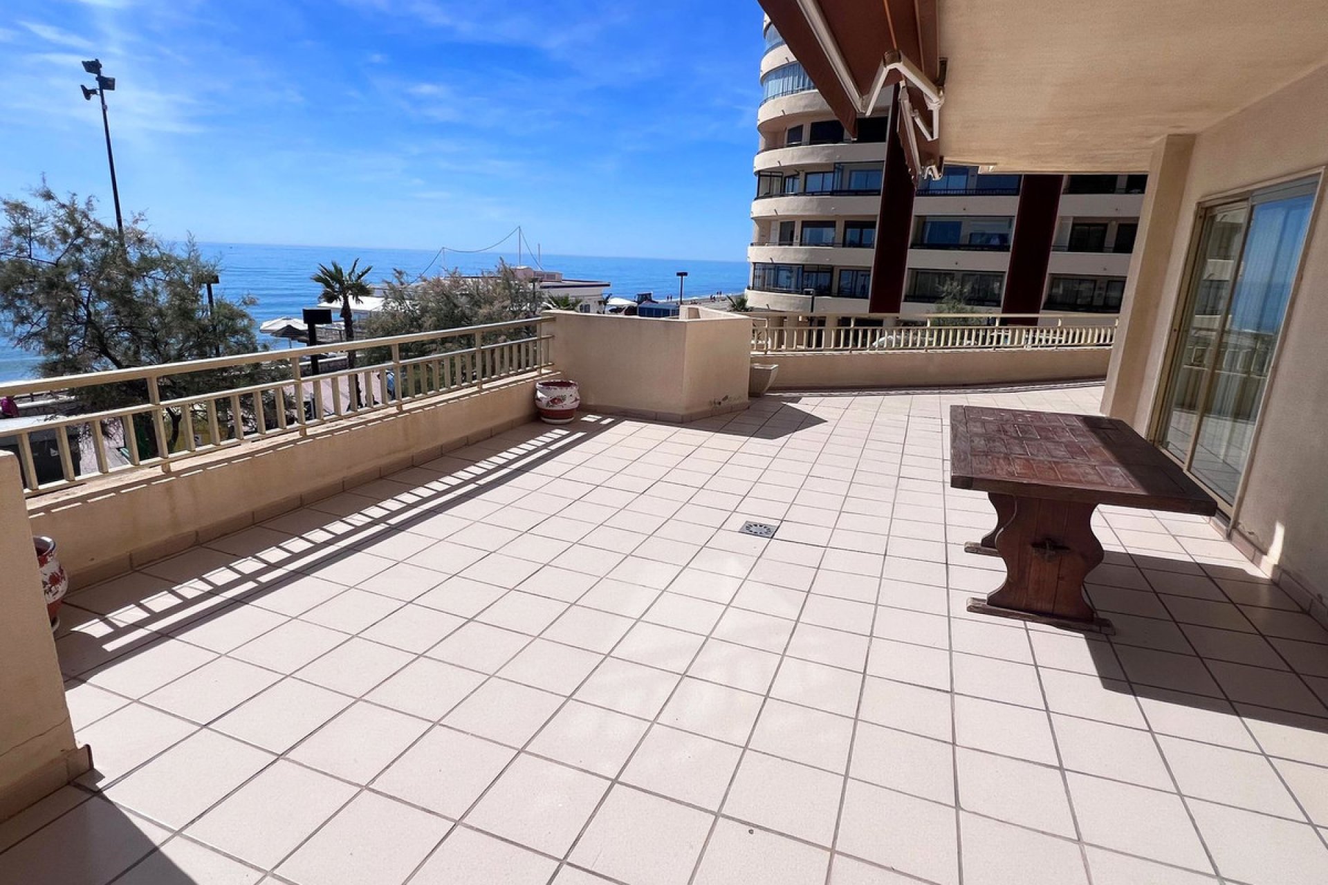 Resale - Apartment - Middle Floor Apartment - Fuengirola - Fuengirola Centro