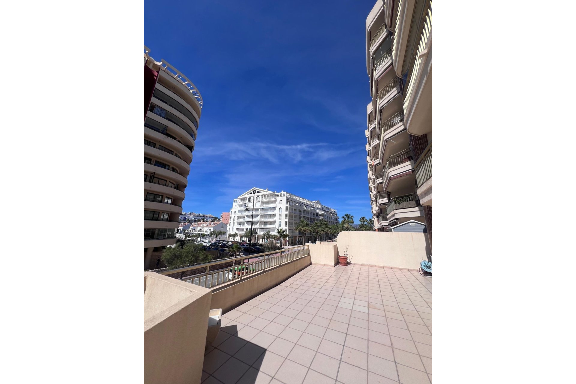 Resale - Apartment - Middle Floor Apartment - Fuengirola - Fuengirola Centro