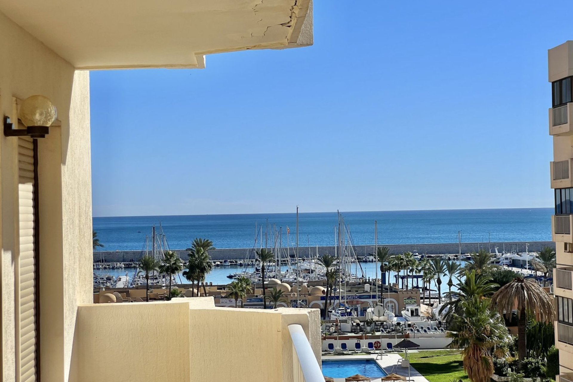 Resale - Apartment - Middle Floor Apartment - Fuengirola - Fuengirola Centro