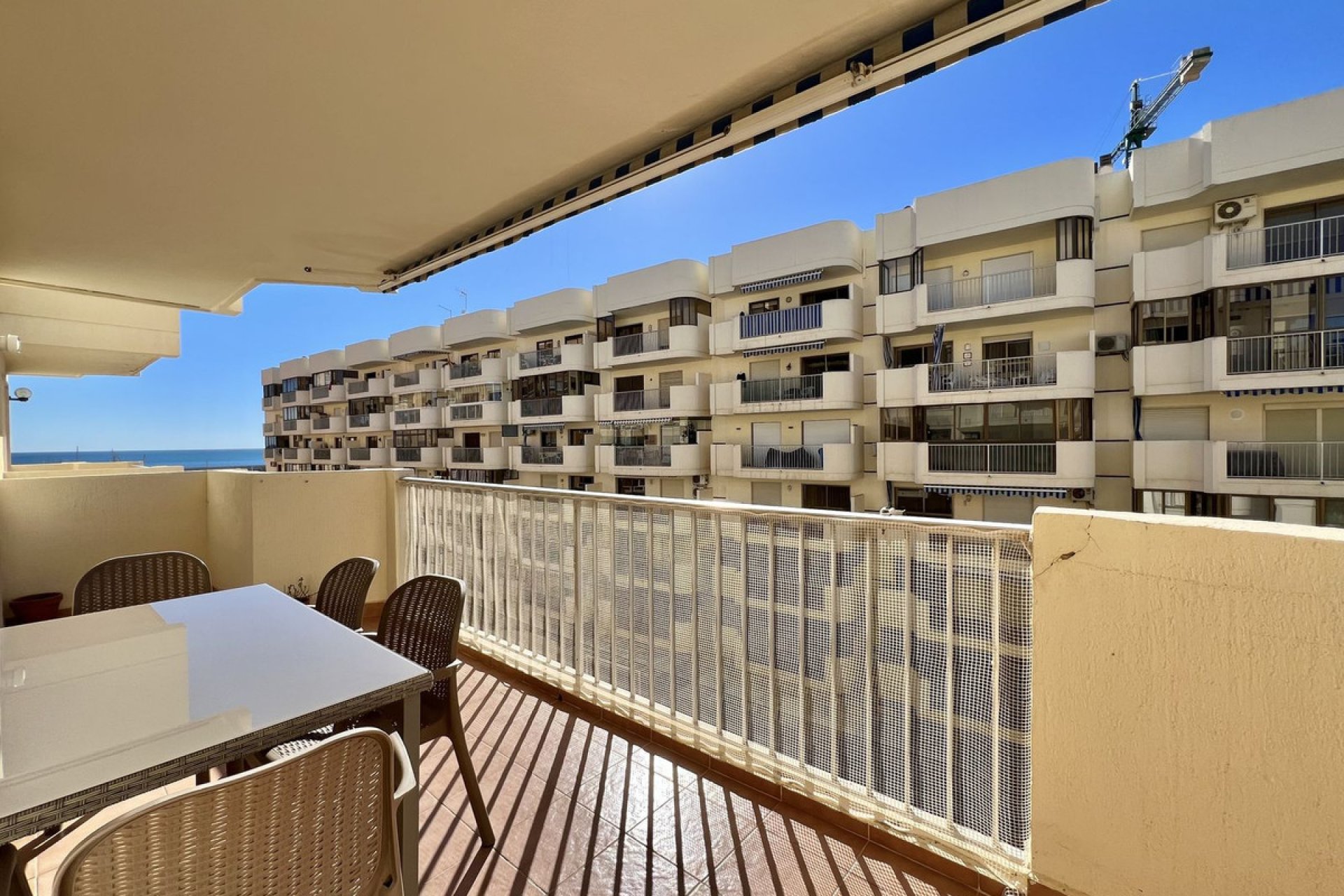 Resale - Apartment - Middle Floor Apartment - Fuengirola - Fuengirola Centro