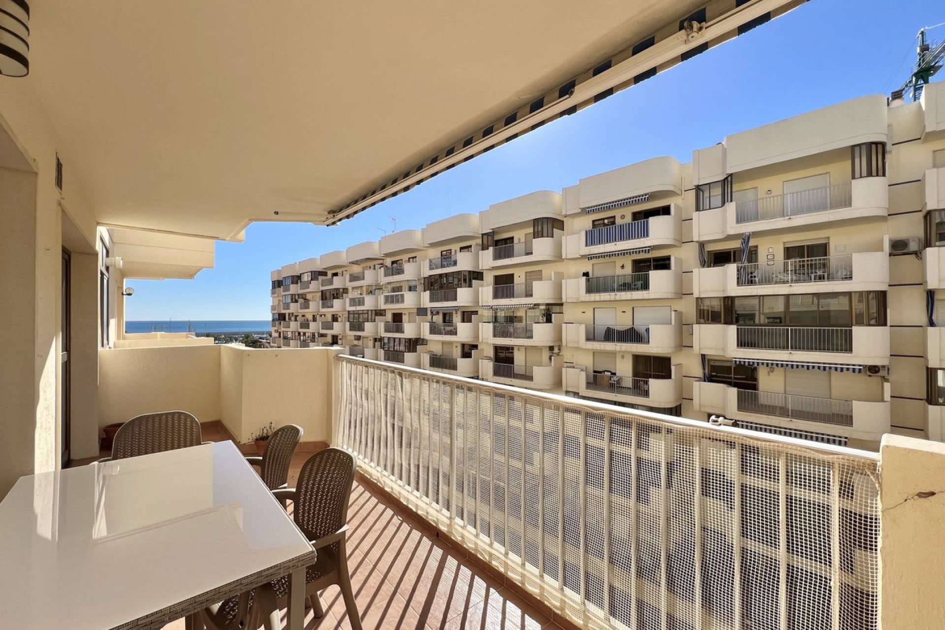 Resale - Apartment - Middle Floor Apartment - Fuengirola - Fuengirola Centro