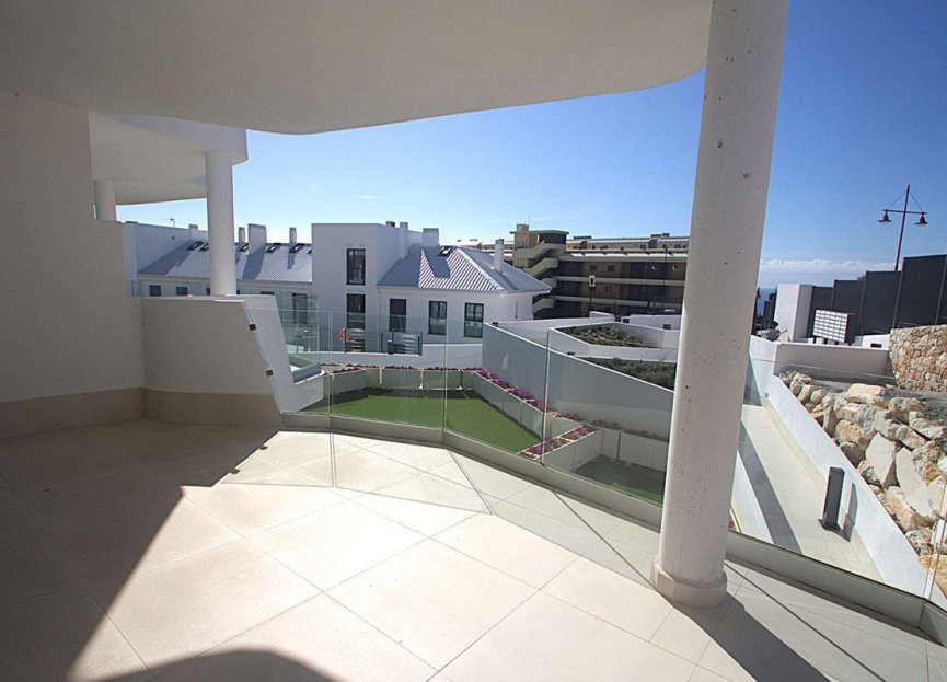 Resale - Apartment - Middle Floor Apartment - Fuengirola - Fuengirola Centro