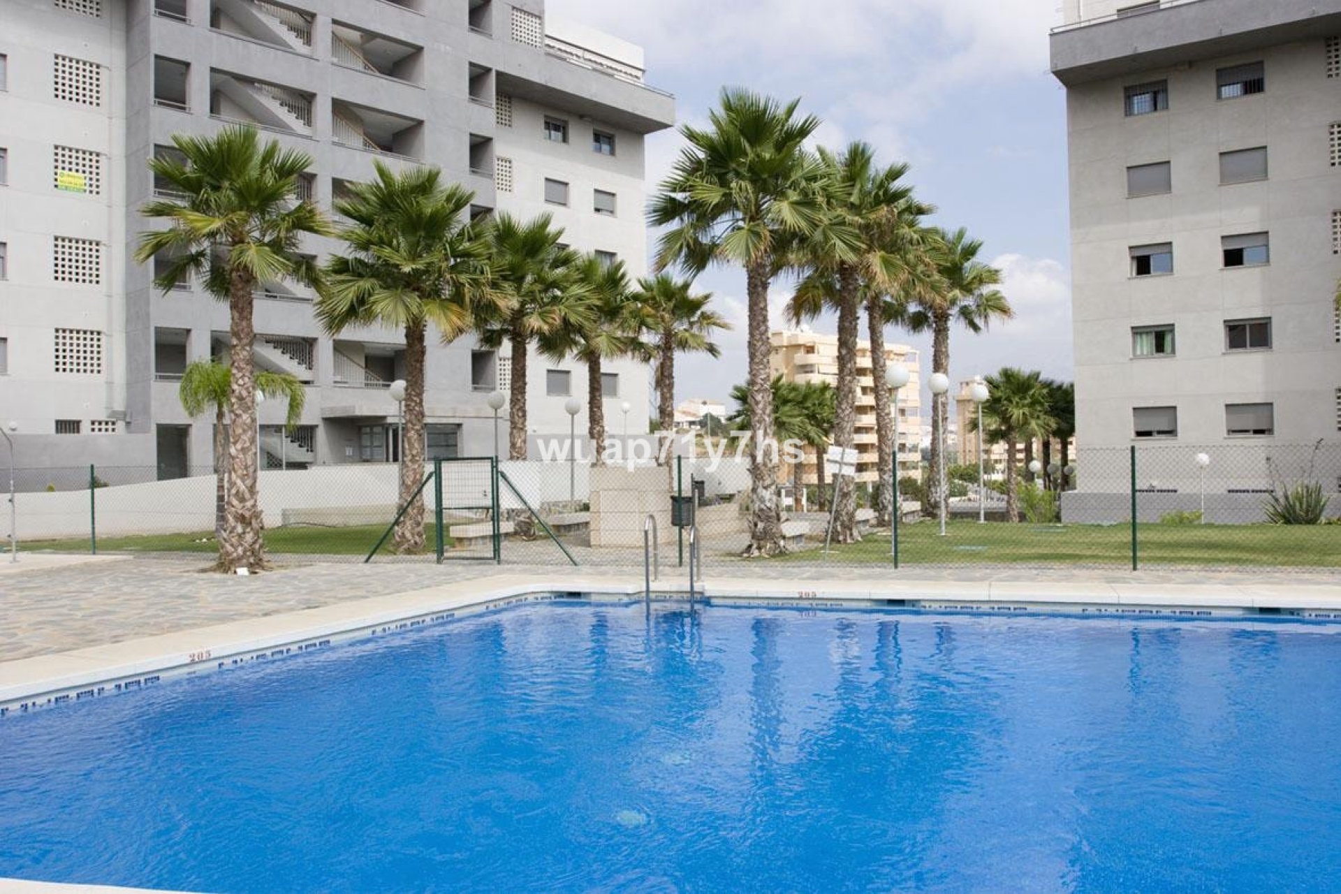 Resale - Apartment - Middle Floor Apartment - Fuengirola - Fuengirola Centro