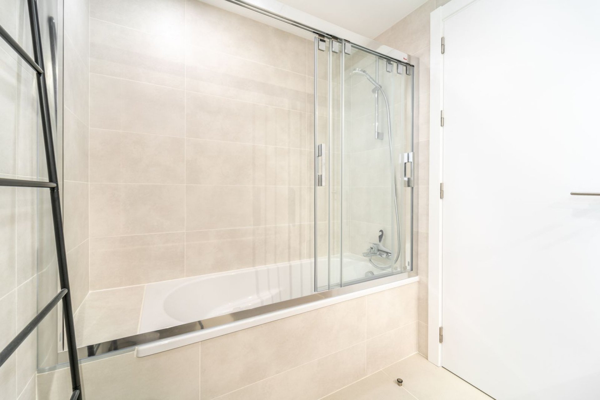 Resale - Apartment - Middle Floor Apartment - Fuengirola - Fuengirola Centro