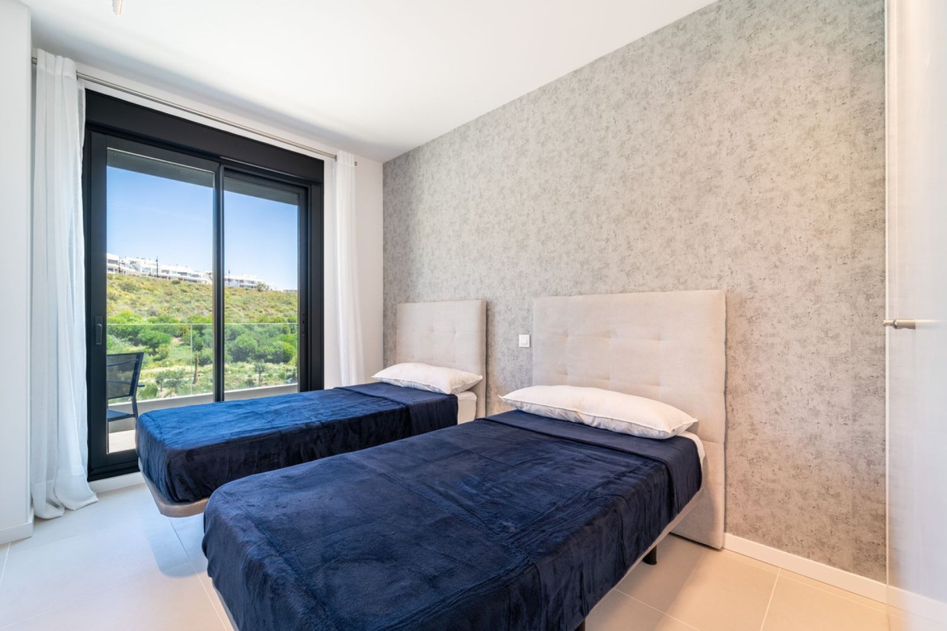 Resale - Apartment - Middle Floor Apartment - Fuengirola - Fuengirola Centro