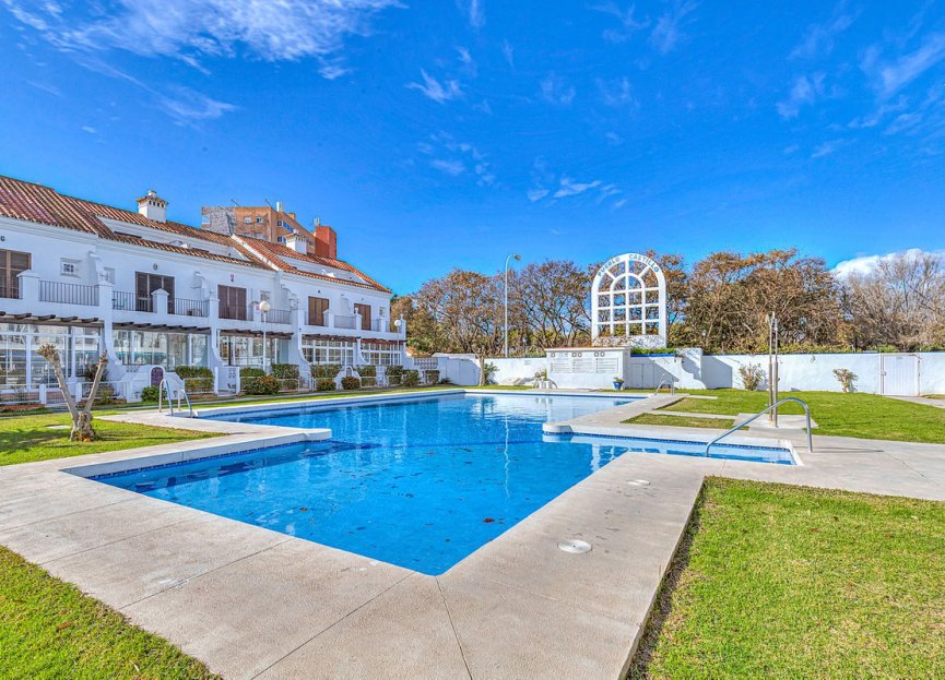 Resale - Apartment - Middle Floor Apartment - Fuengirola - Fuengirola Centro