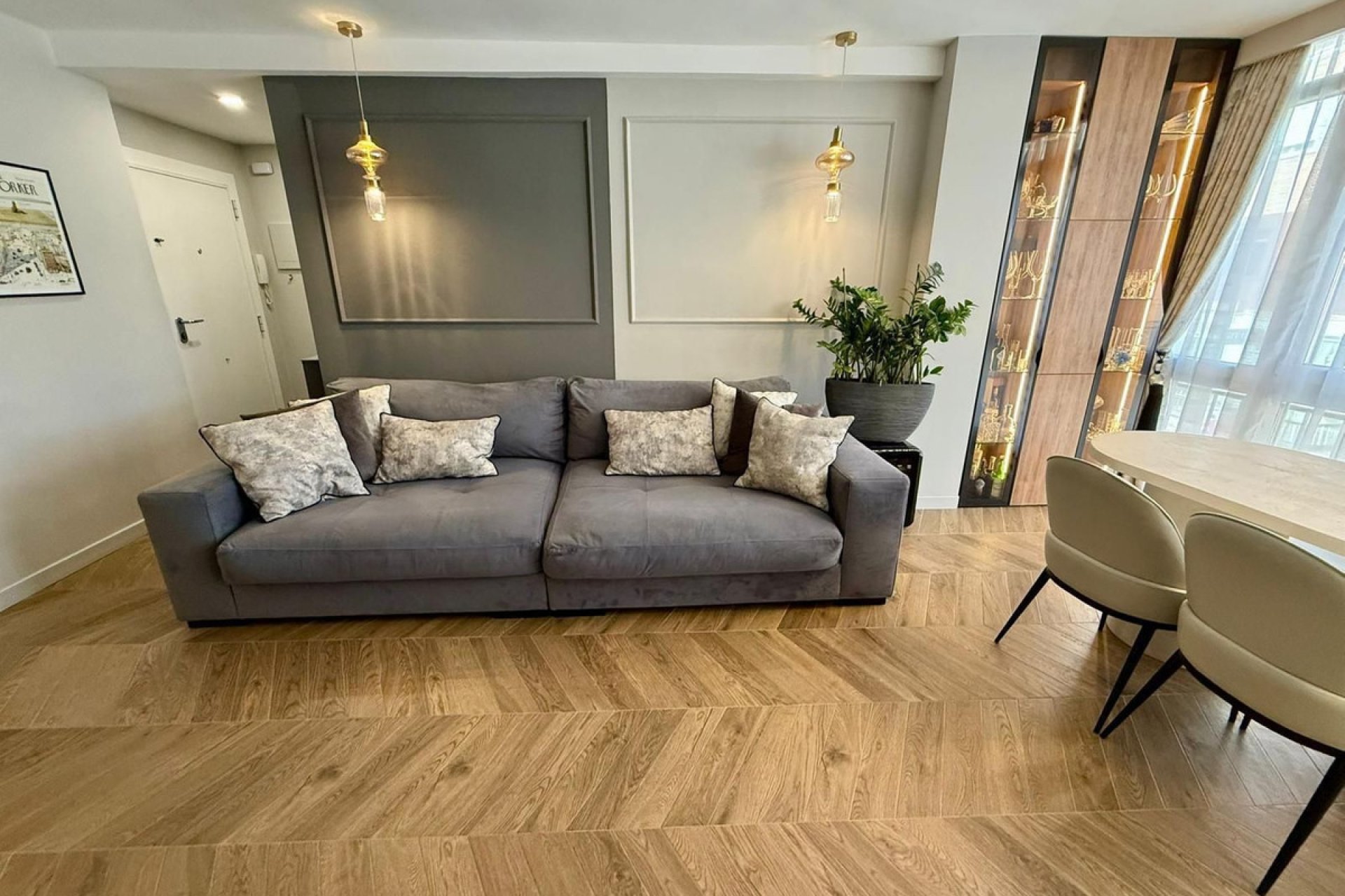 Resale - Apartment - Middle Floor Apartment - Fuengirola - Fuengirola Centro