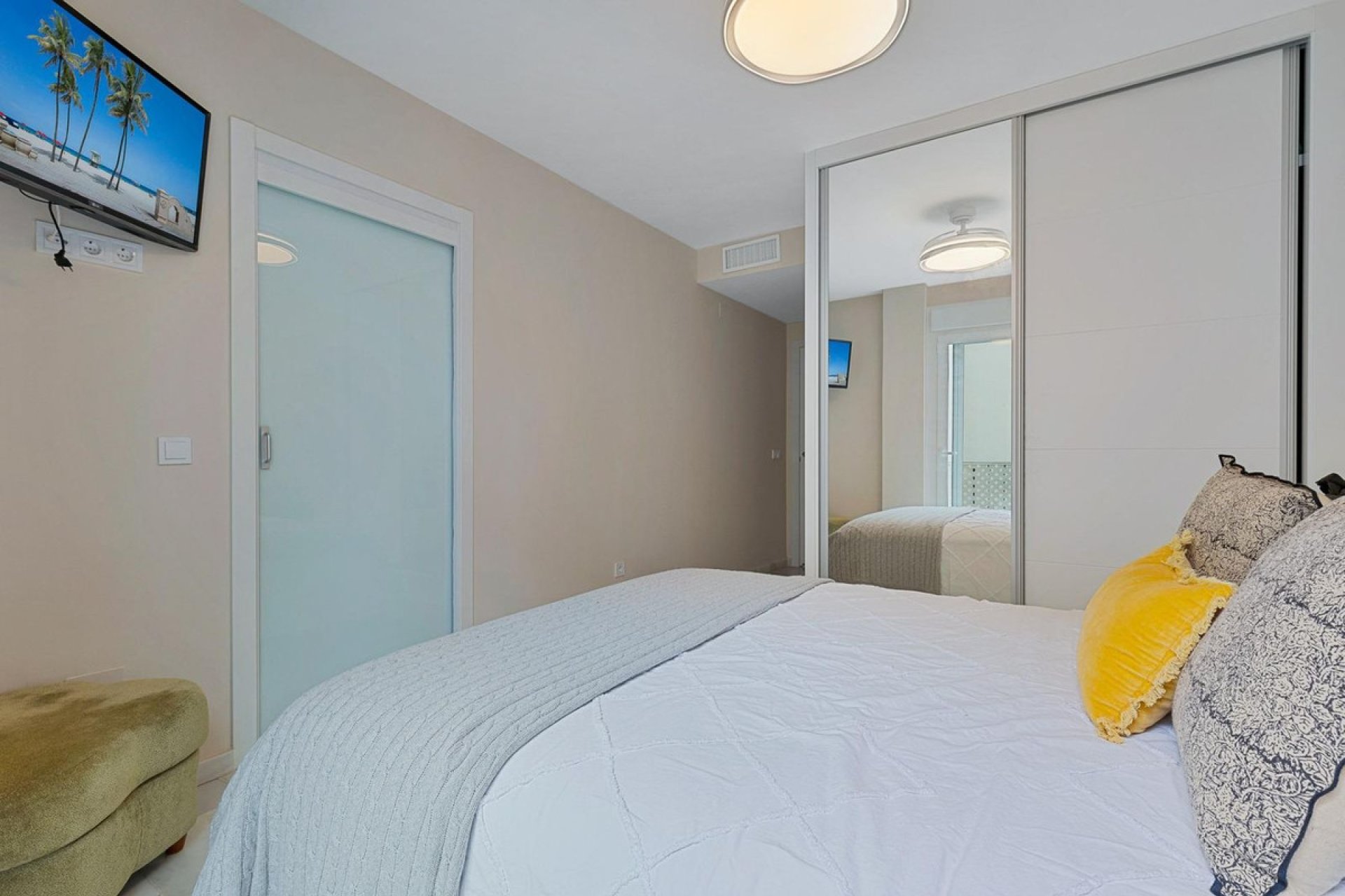 Resale - Apartment - Middle Floor Apartment - Fuengirola - Fuengirola Centro