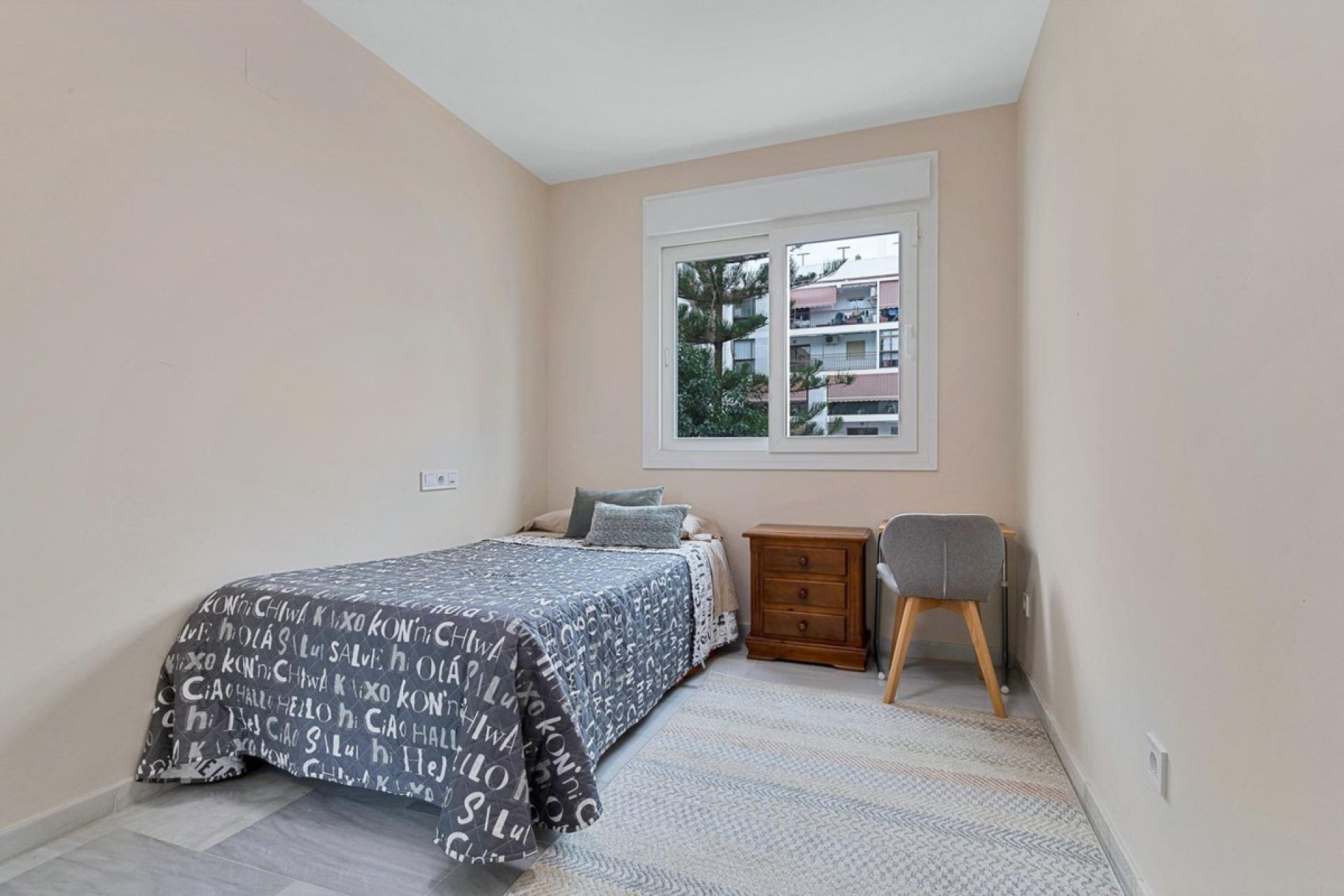 Resale - Apartment - Middle Floor Apartment - Fuengirola - Fuengirola Centro