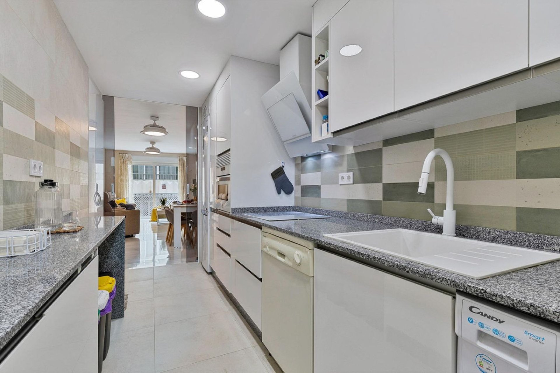 Resale - Apartment - Middle Floor Apartment - Fuengirola - Fuengirola Centro