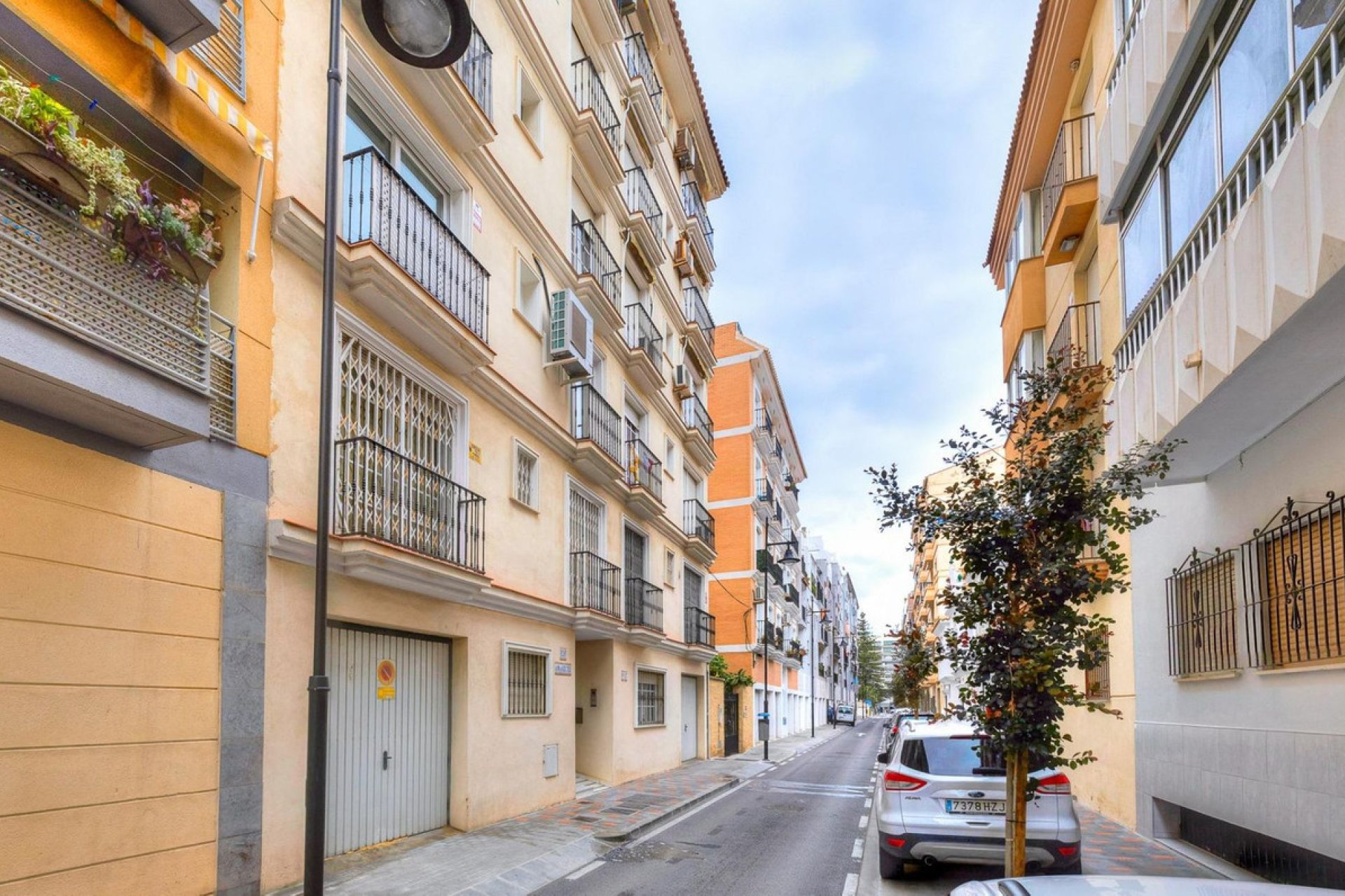 Resale - Apartment - Middle Floor Apartment - Fuengirola - Fuengirola Centro