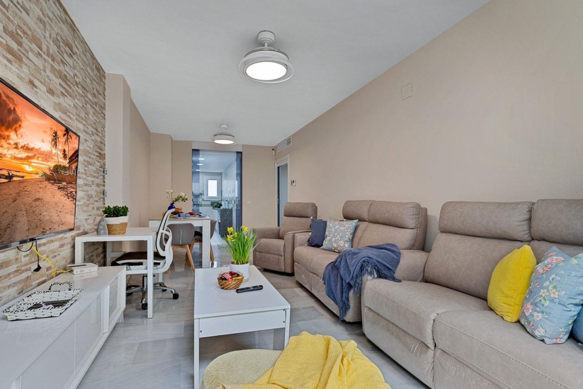 Resale - Apartment - Middle Floor Apartment - Fuengirola - Fuengirola Centro