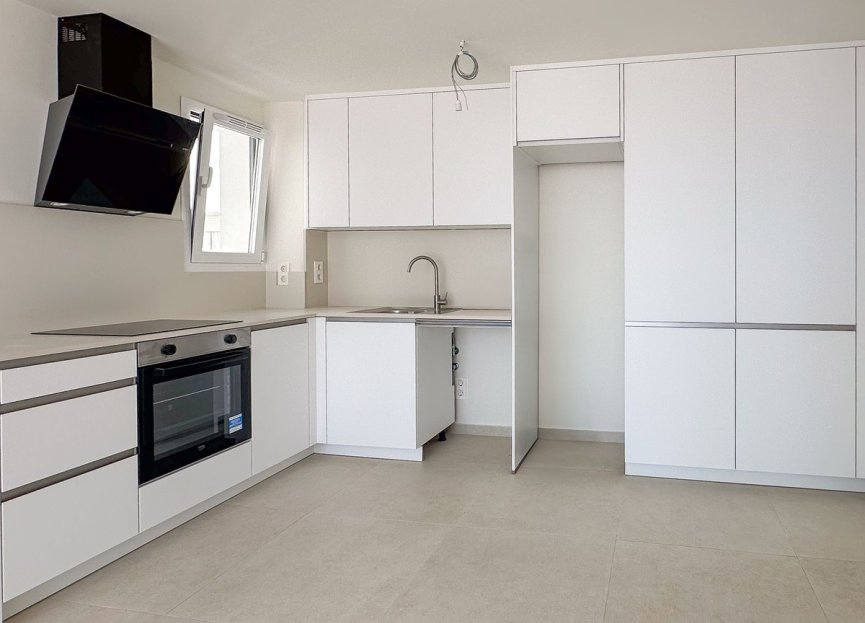 Resale - Apartment - Middle Floor Apartment - Fuengirola - Fuengirola Centro