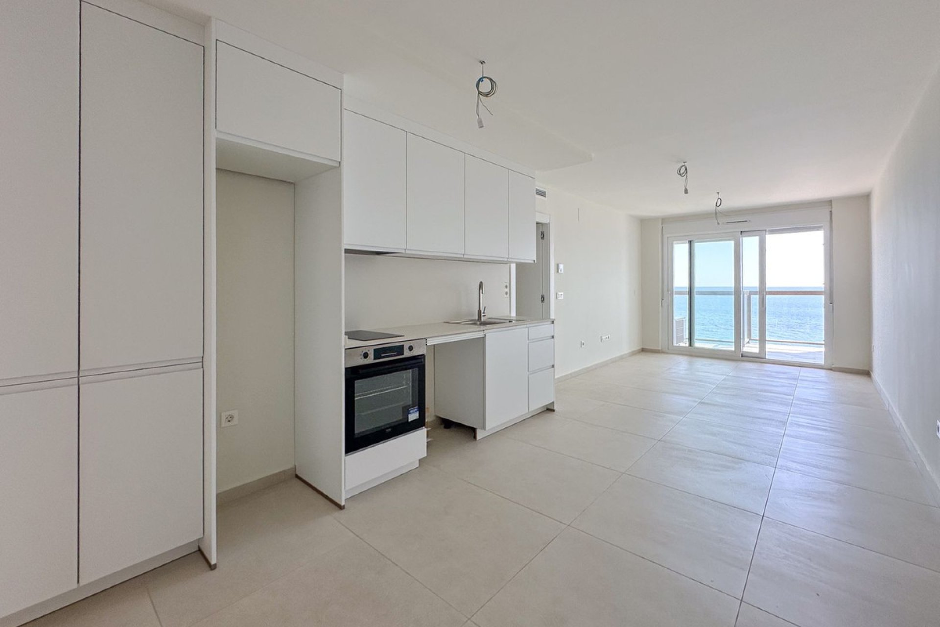 Resale - Apartment - Middle Floor Apartment - Fuengirola - Fuengirola Centro