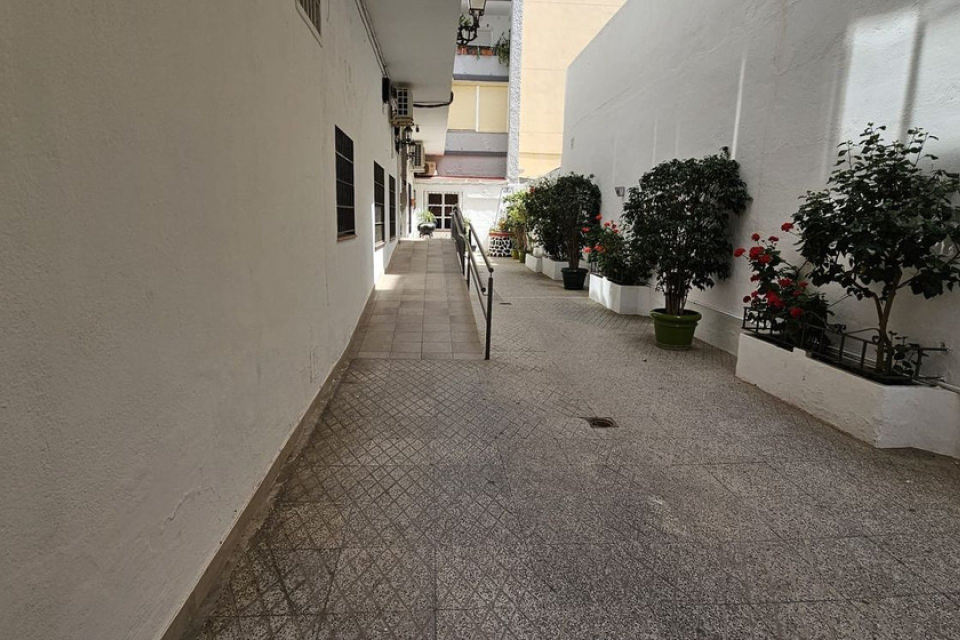 Resale - Apartment - Middle Floor Apartment - Fuengirola - Fuengirola Centro