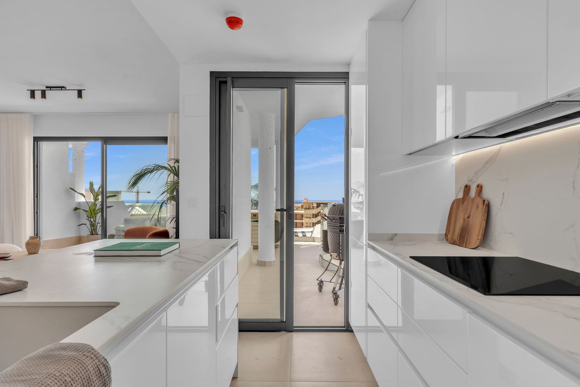 Resale - Apartment - Middle Floor Apartment - Fuengirola - Fuengirola Centro