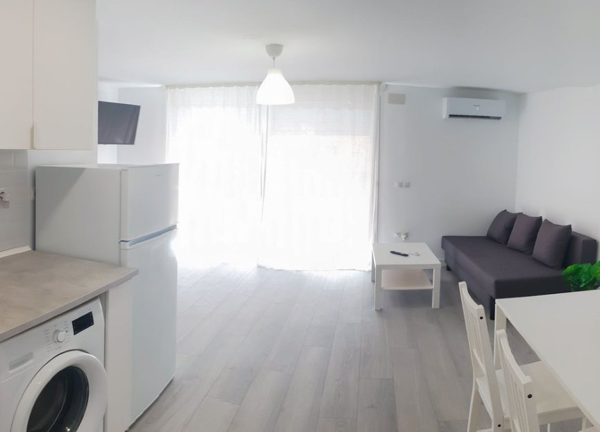 Resale - Apartment - Middle Floor Apartment - Fuengirola - Fuengirola Centro