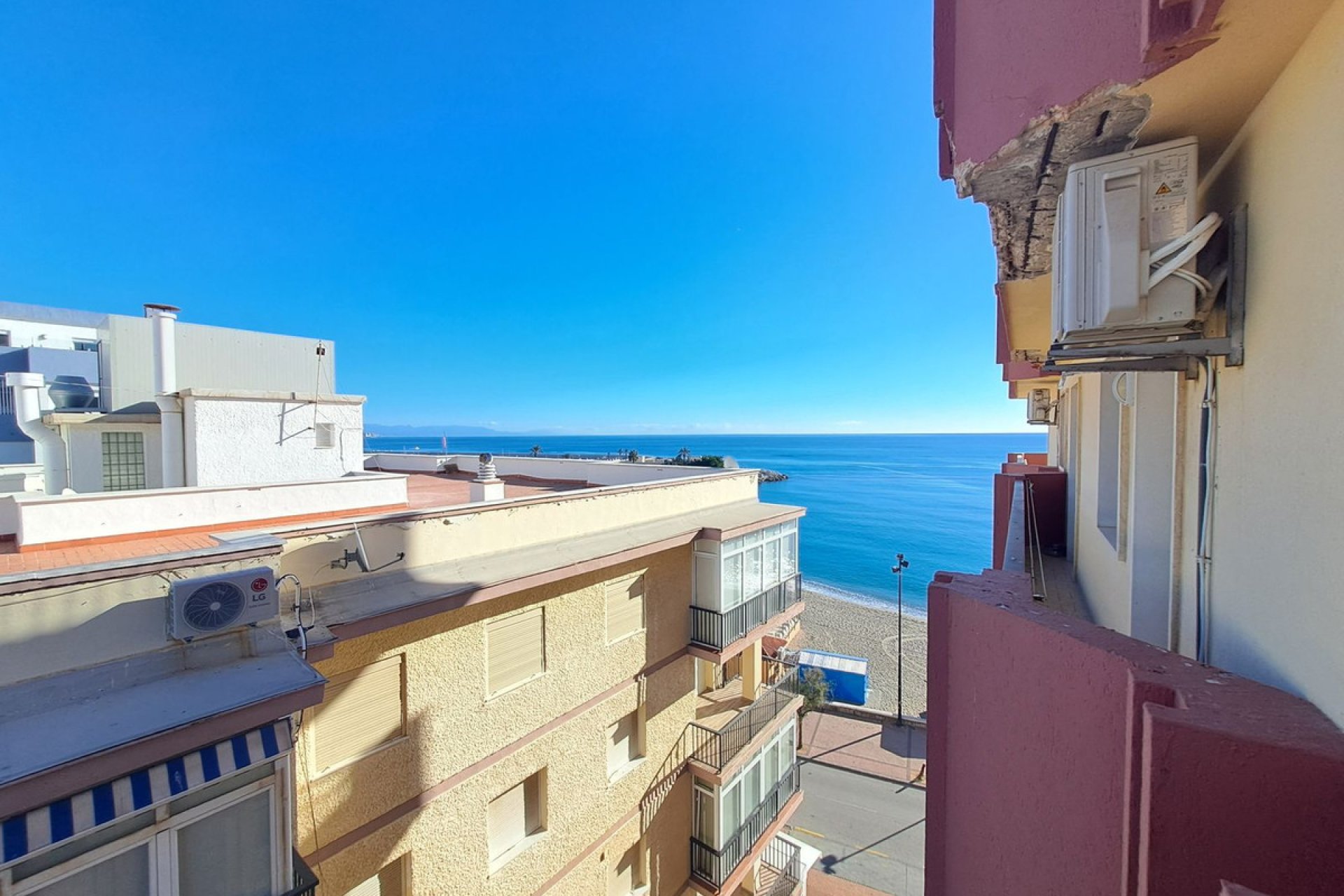 Resale - Apartment - Middle Floor Apartment - Fuengirola - Fuengirola Centro