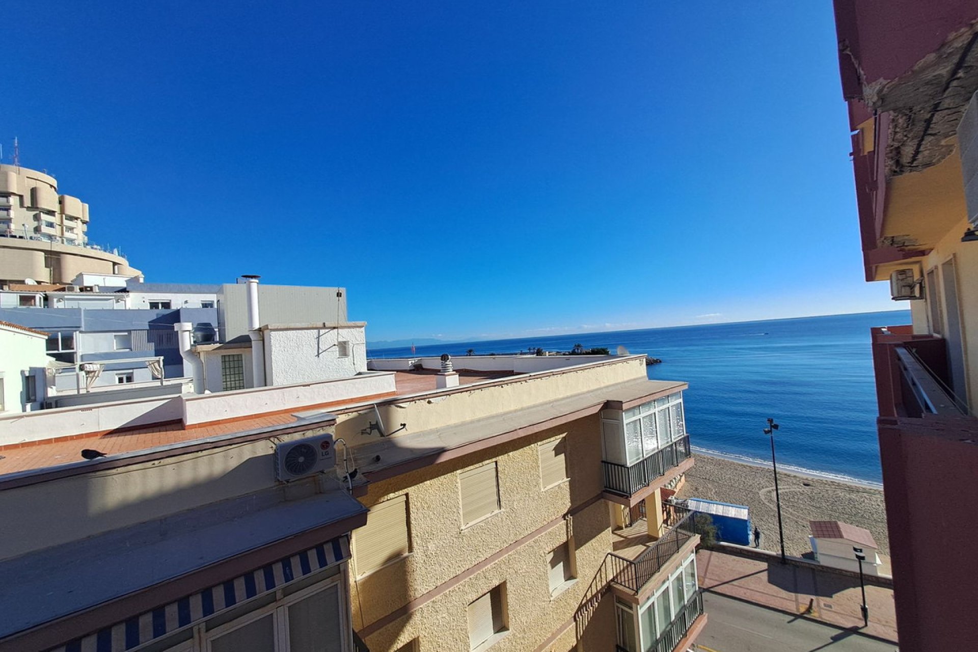 Resale - Apartment - Middle Floor Apartment - Fuengirola - Fuengirola Centro