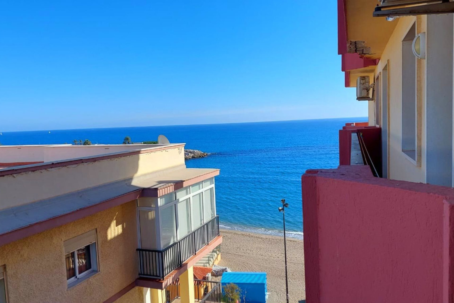 Resale - Apartment - Middle Floor Apartment - Fuengirola - Fuengirola Centro