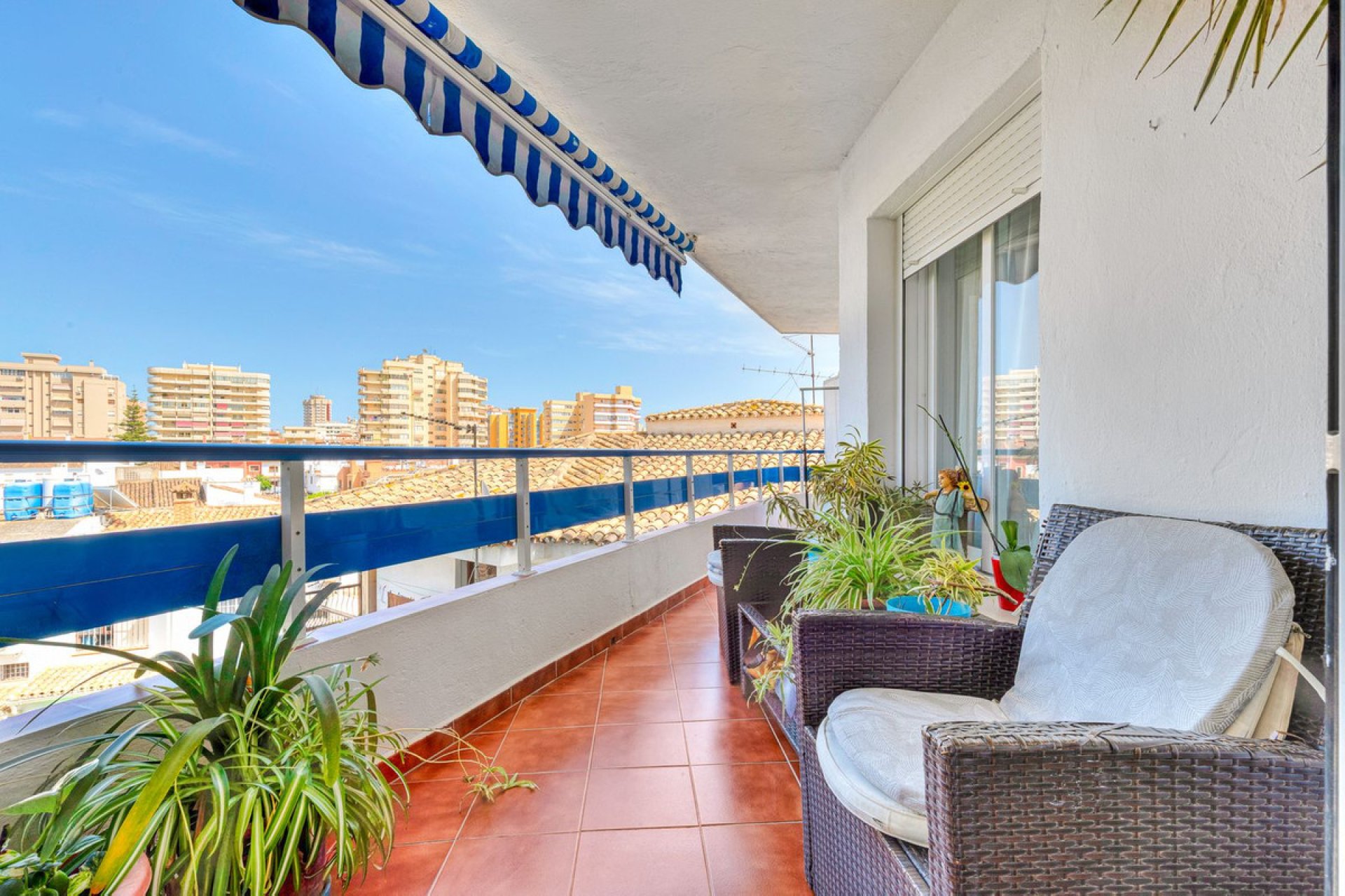 Resale - Apartment - Middle Floor Apartment - Fuengirola - Fuengirola Centro