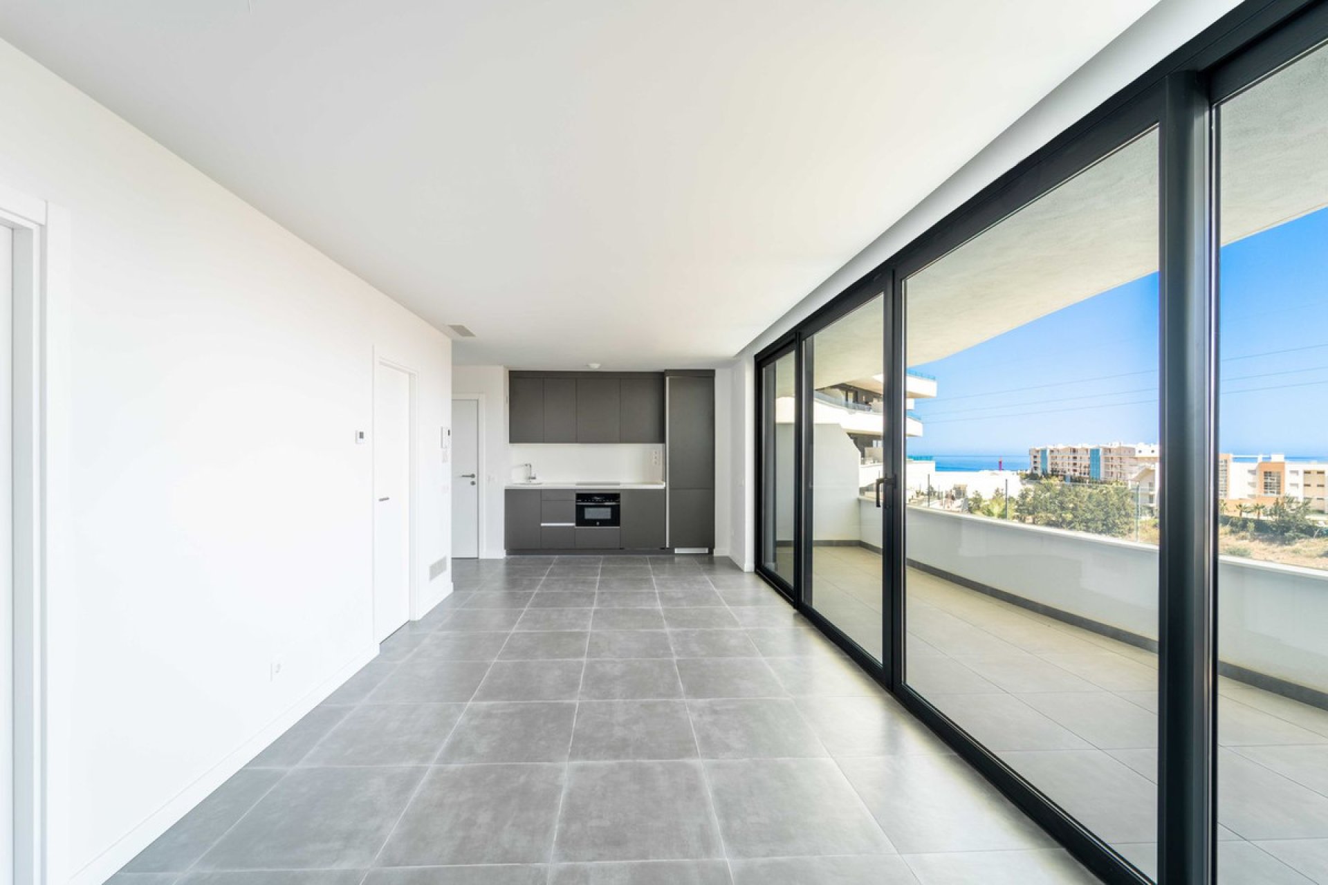 Resale - Apartment - Middle Floor Apartment - Fuengirola - Fuengirola Centro