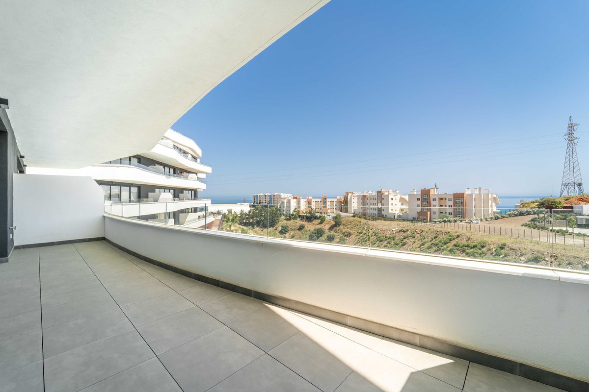 Resale - Apartment - Middle Floor Apartment - Fuengirola - Fuengirola Centro