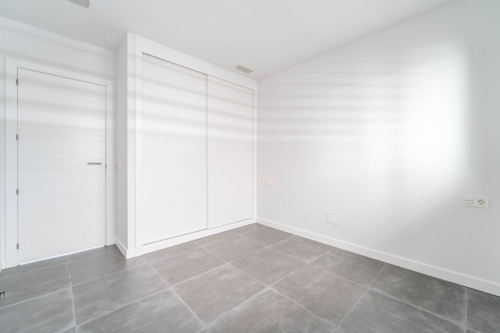 Resale - Apartment - Middle Floor Apartment - Fuengirola - Fuengirola Centro