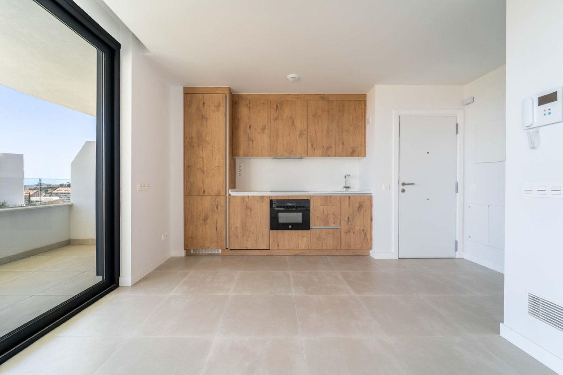 Resale - Apartment - Middle Floor Apartment - Fuengirola - Fuengirola Centro