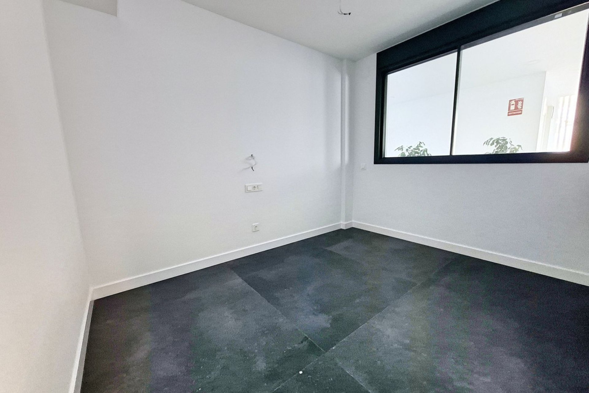 Resale - Apartment - Middle Floor Apartment - Fuengirola - Fuengirola Centro