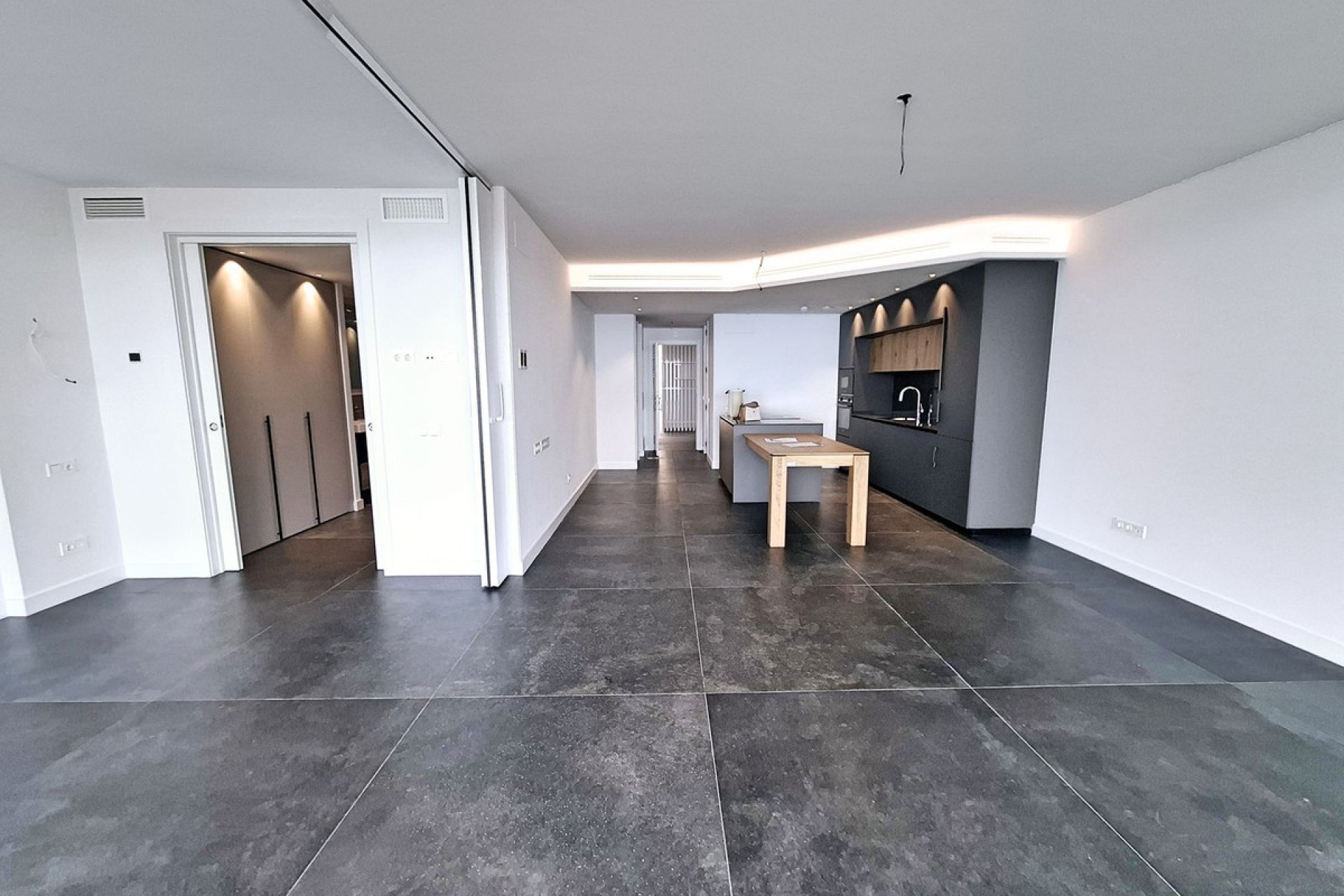 Resale - Apartment - Middle Floor Apartment - Fuengirola - Fuengirola Centro