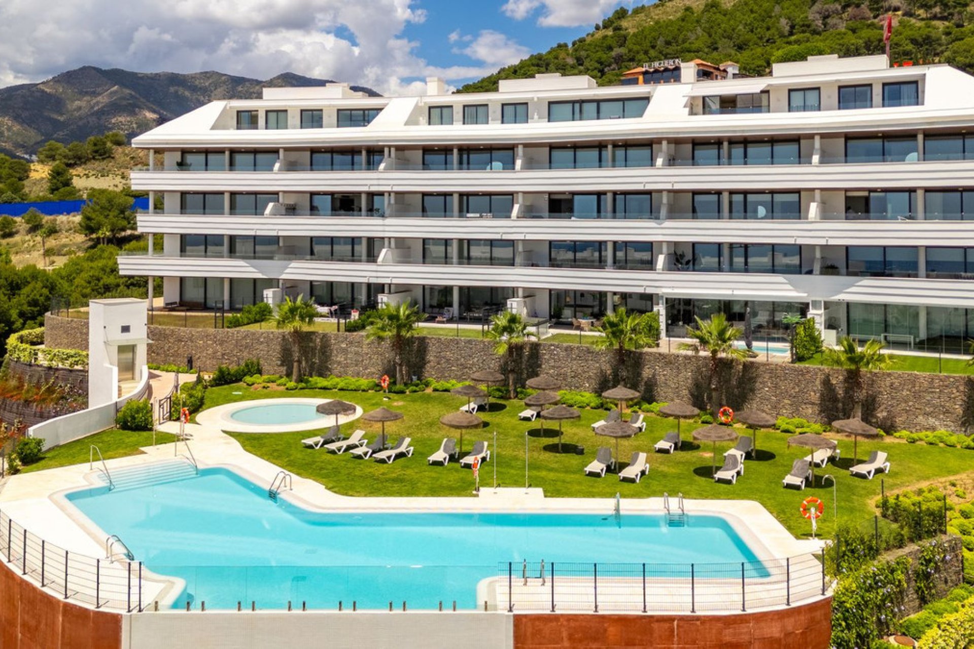 Resale - Apartment - Middle Floor Apartment - Fuengirola - Fuengirola Centro