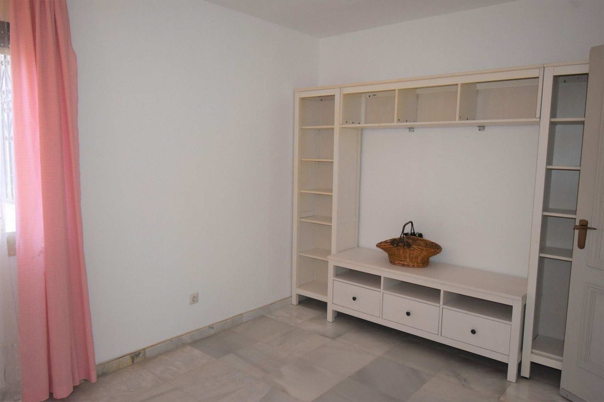 Resale - Apartment - Middle Floor Apartment - Fuengirola - Fuengirola Centro