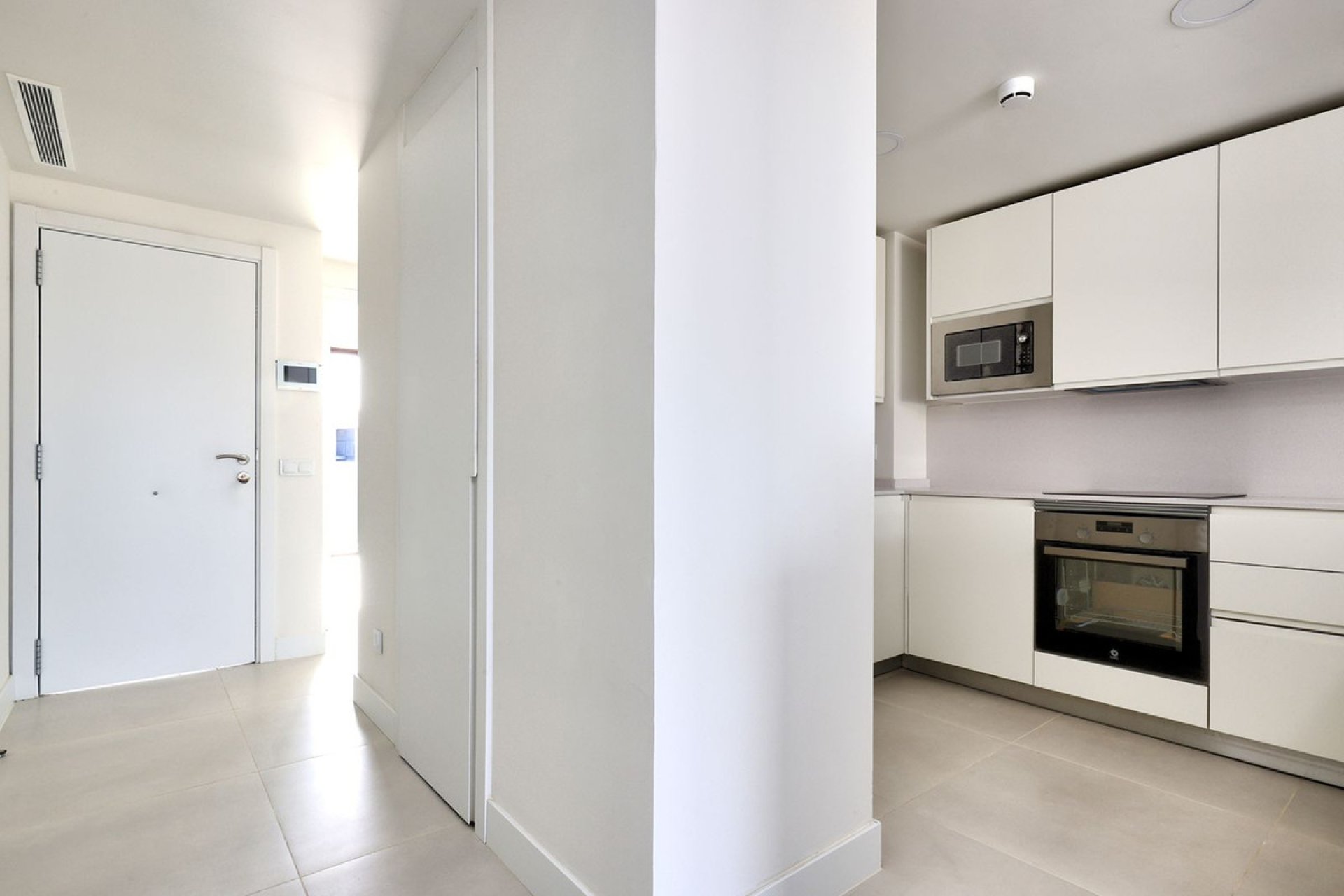Resale - Apartment - Middle Floor Apartment - Fuengirola - Fuengirola Centro