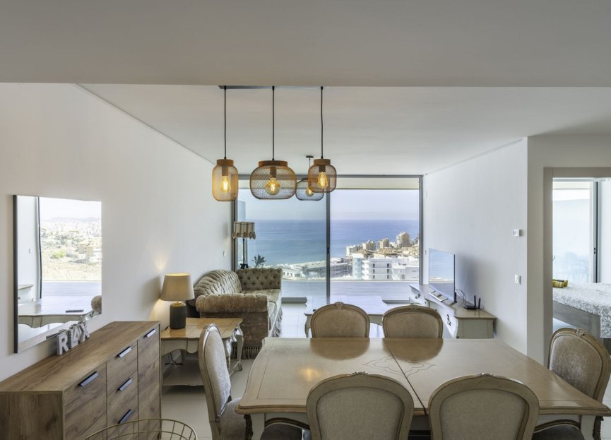 Resale - Apartment - Middle Floor Apartment - Fuengirola - Higueron