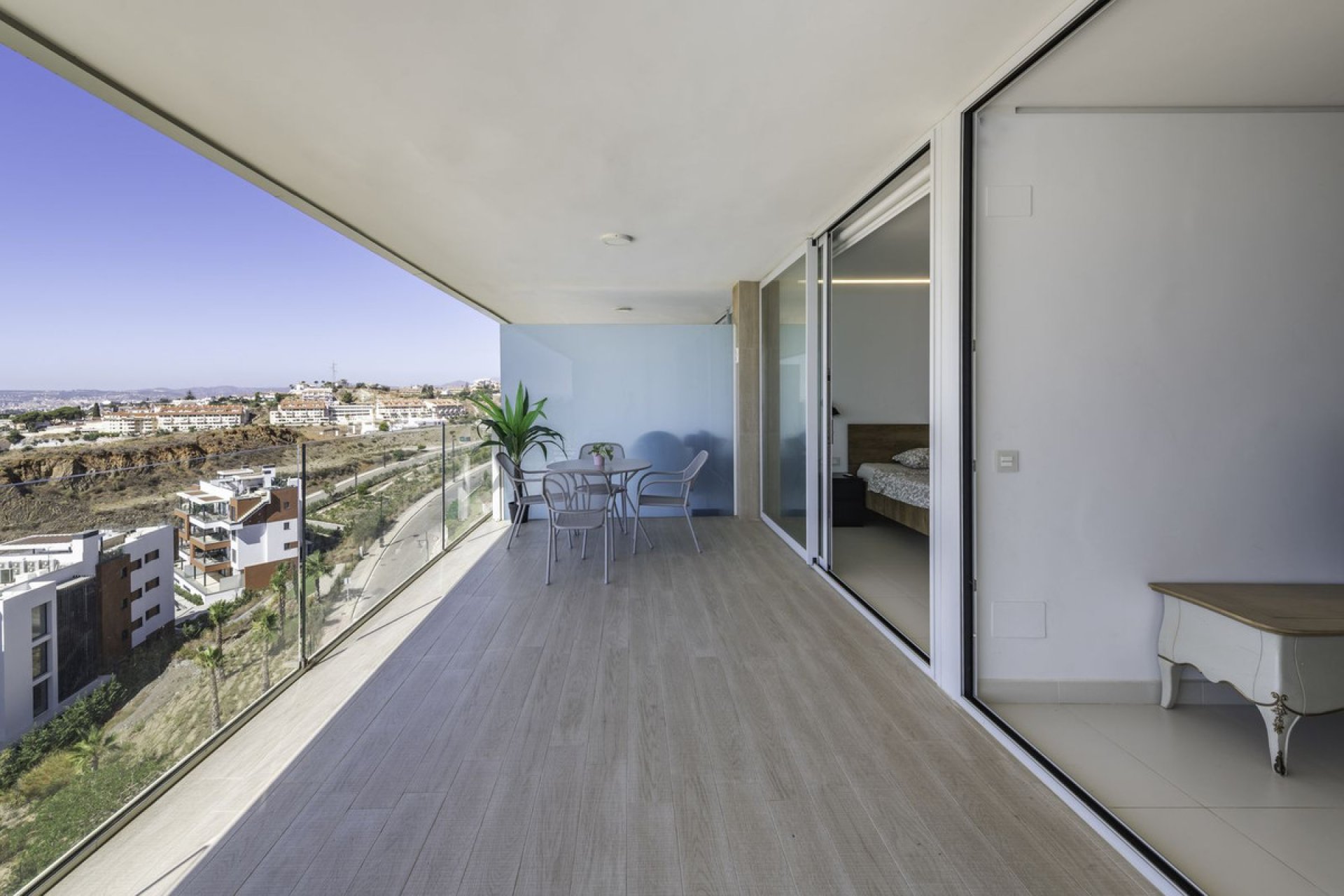 Resale - Apartment - Middle Floor Apartment - Fuengirola - Higueron