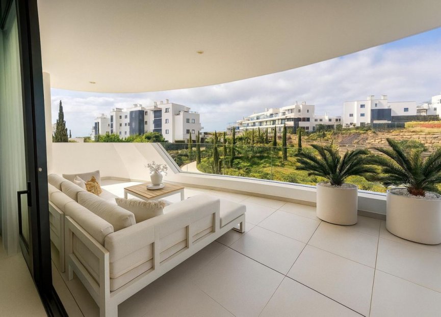 Resale - Apartment - Middle Floor Apartment - Fuengirola - Higueron