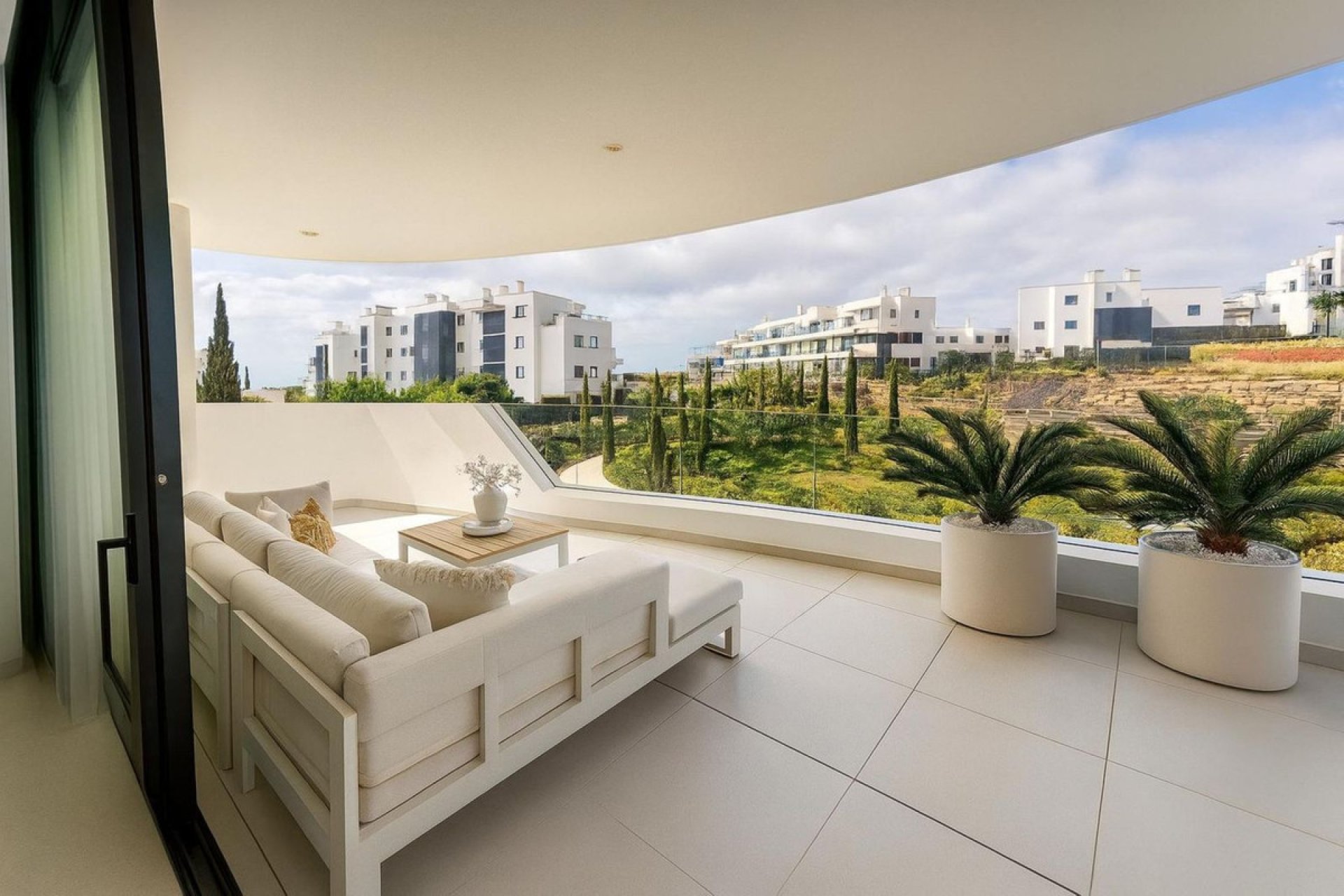 Resale - Apartment - Middle Floor Apartment - Fuengirola - Higueron