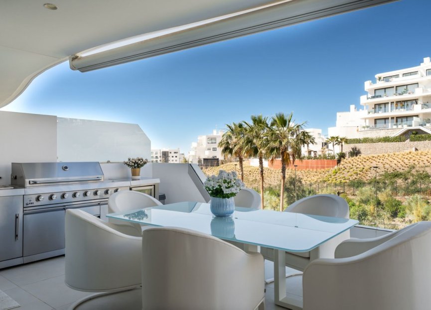 Resale - Apartment - Middle Floor Apartment - Fuengirola - Higueron