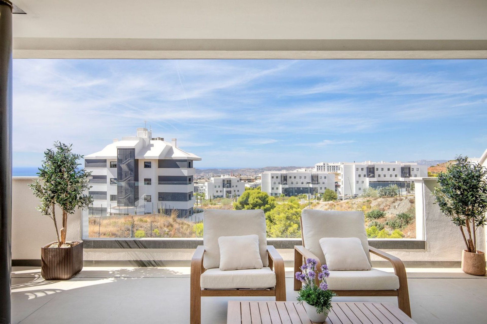 Resale - Apartment - Middle Floor Apartment - Fuengirola - Higueron