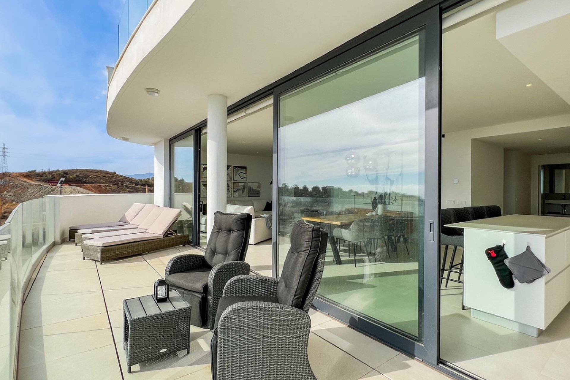 Resale - Apartment - Middle Floor Apartment - Fuengirola - Higueron