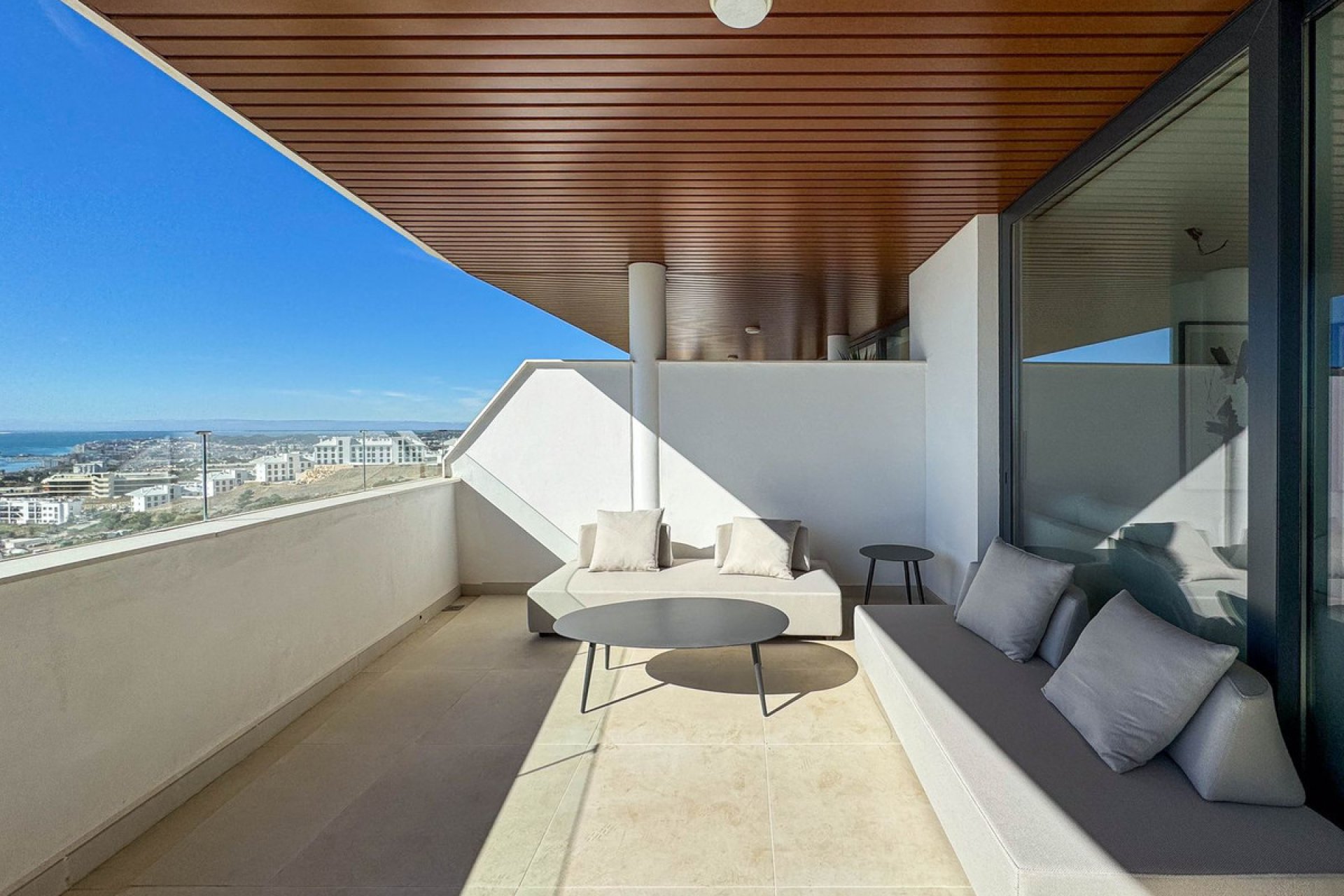 Resale - Apartment - Middle Floor Apartment - Fuengirola - Higueron