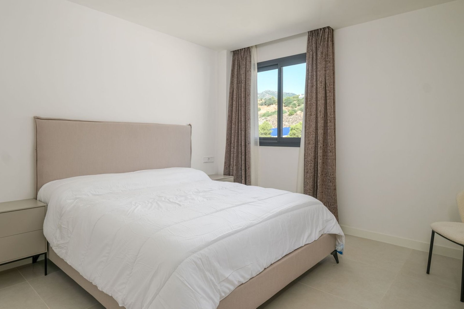 Resale - Apartment - Middle Floor Apartment - Fuengirola - Higueron