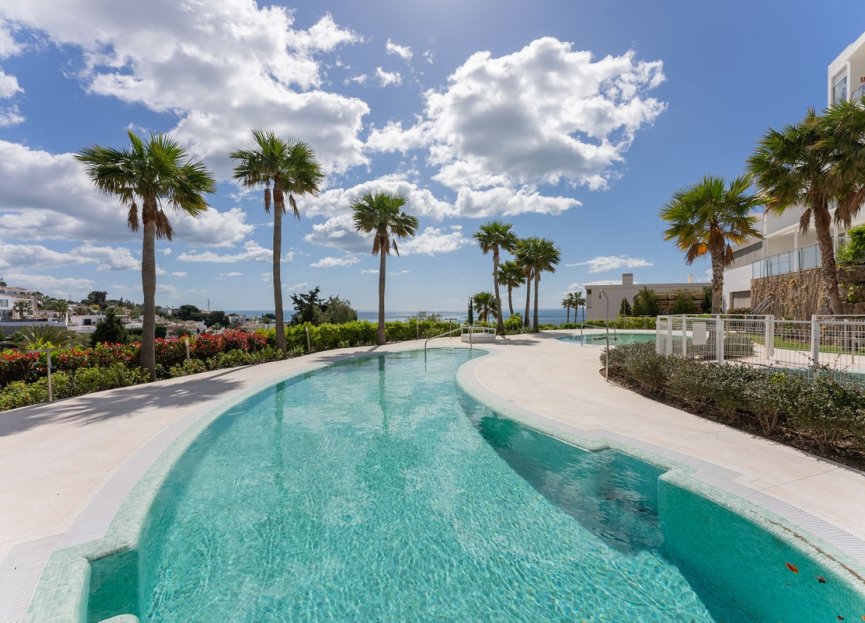 Resale - Apartment - Middle Floor Apartment - Fuengirola - Higueron