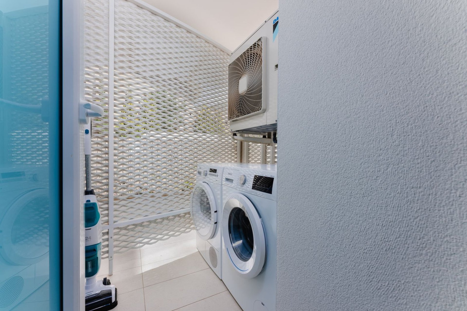 Resale - Apartment - Middle Floor Apartment - Fuengirola - Higueron