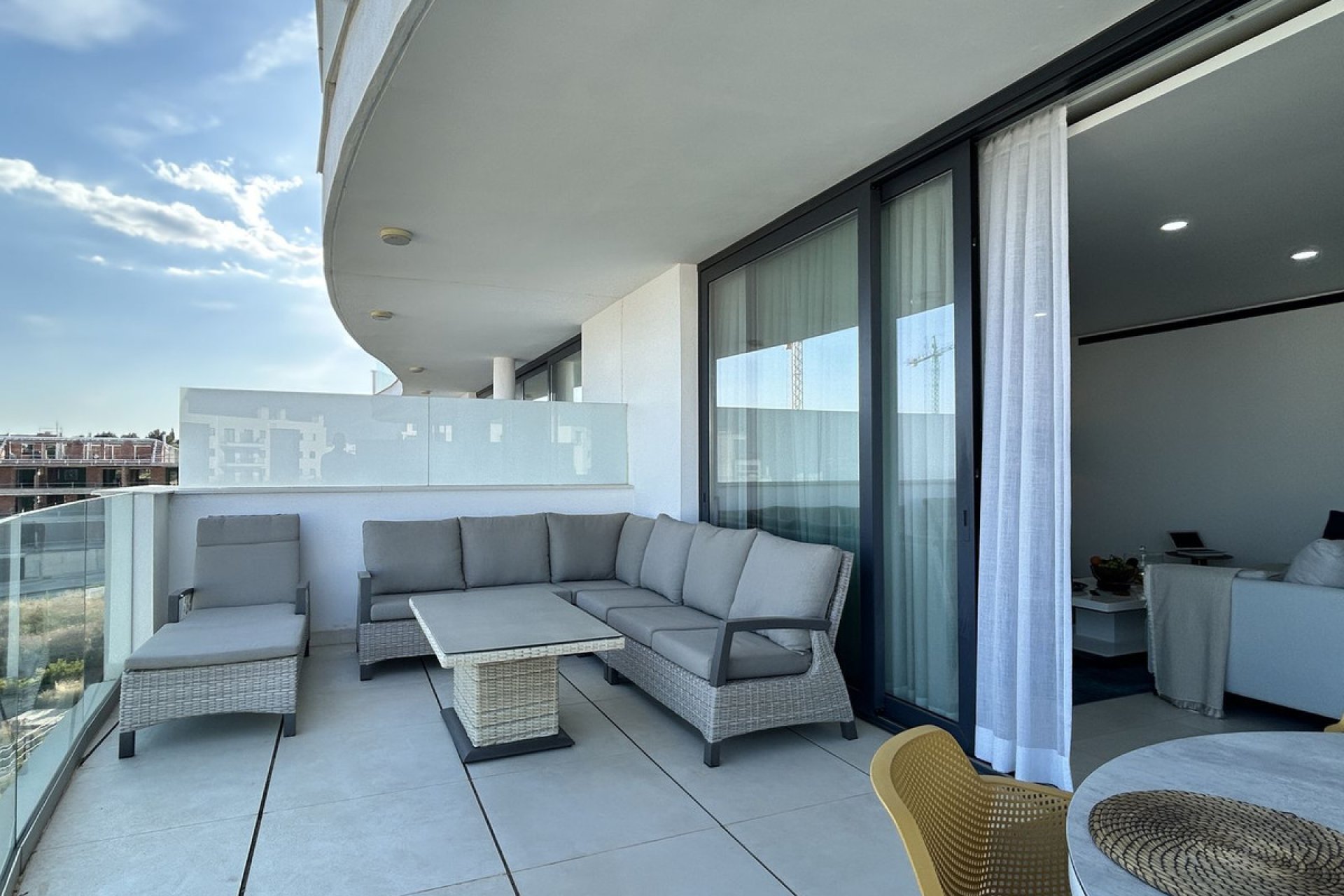 Resale - Apartment - Middle Floor Apartment - Fuengirola - Higueron