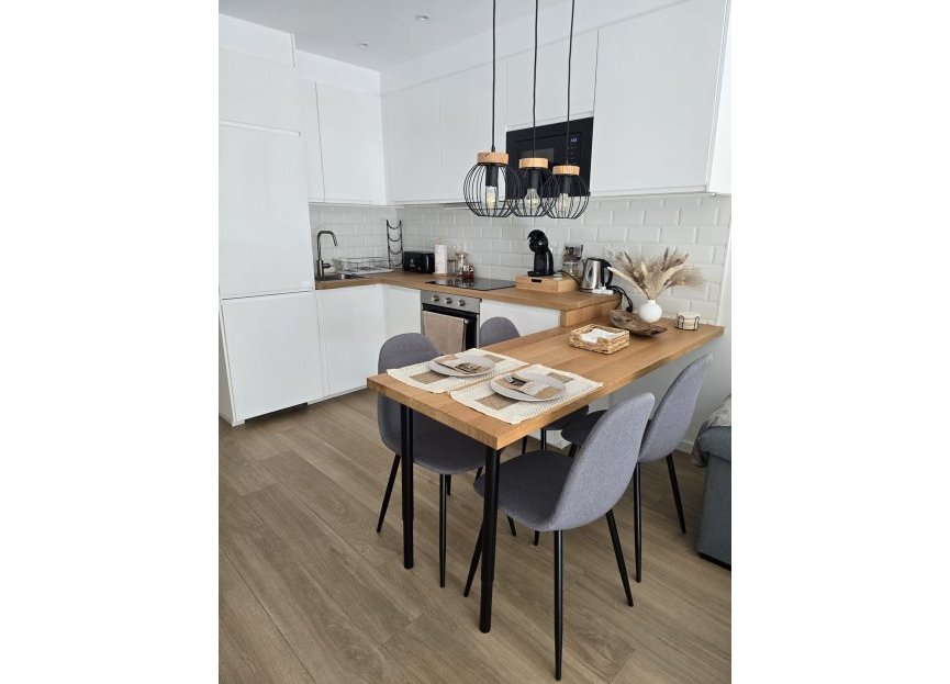 Resale - Apartment - Middle Floor Apartment - Fuengirola - Los Boliches