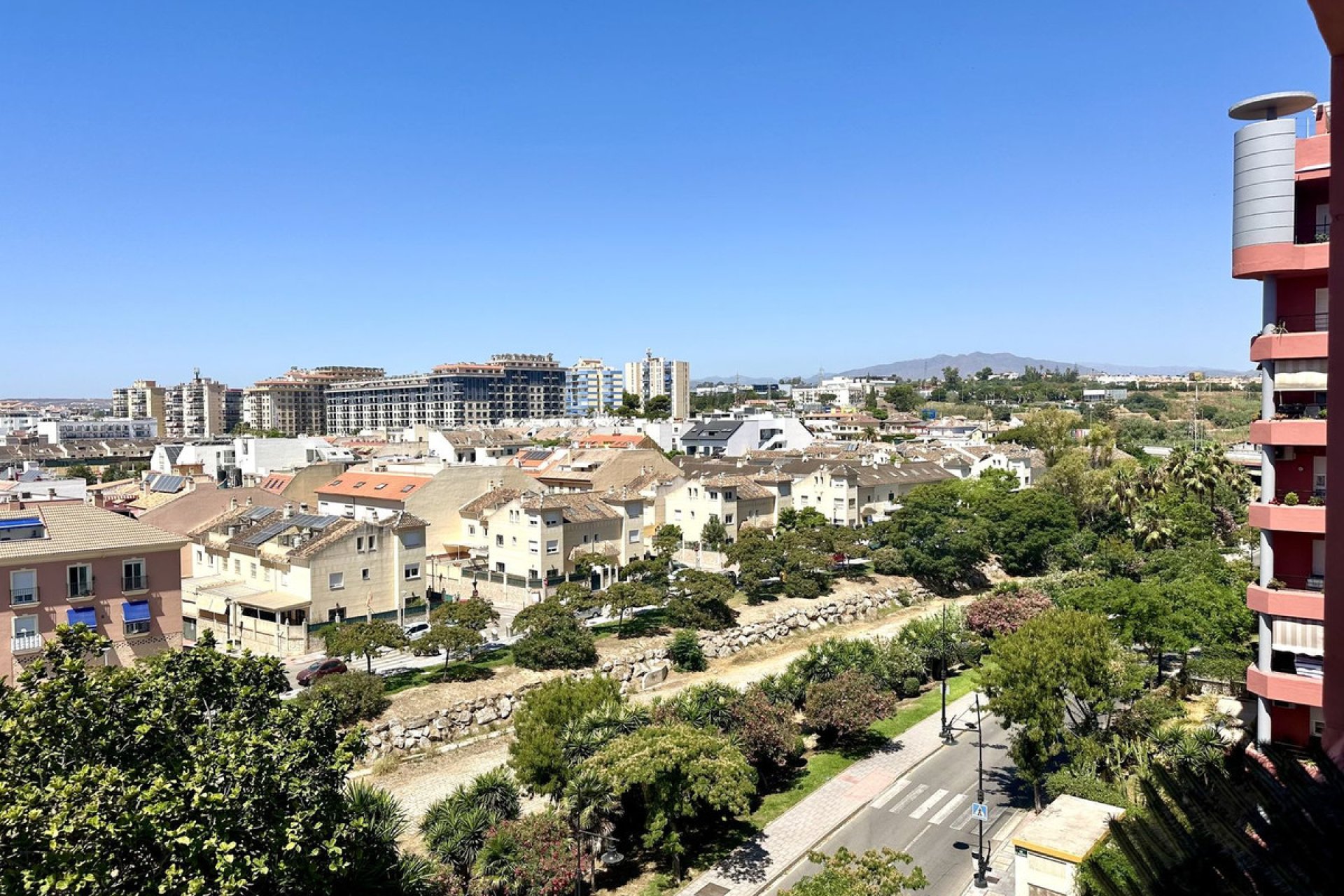 Resale - Apartment - Middle Floor Apartment - Fuengirola - Los Boliches