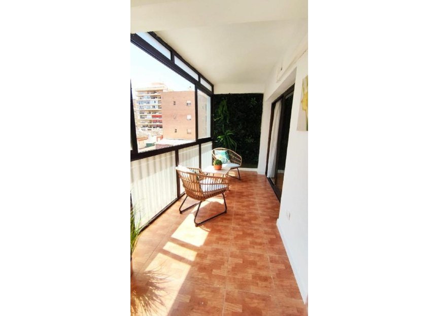 Resale - Apartment - Middle Floor Apartment - Fuengirola - Los Boliches
